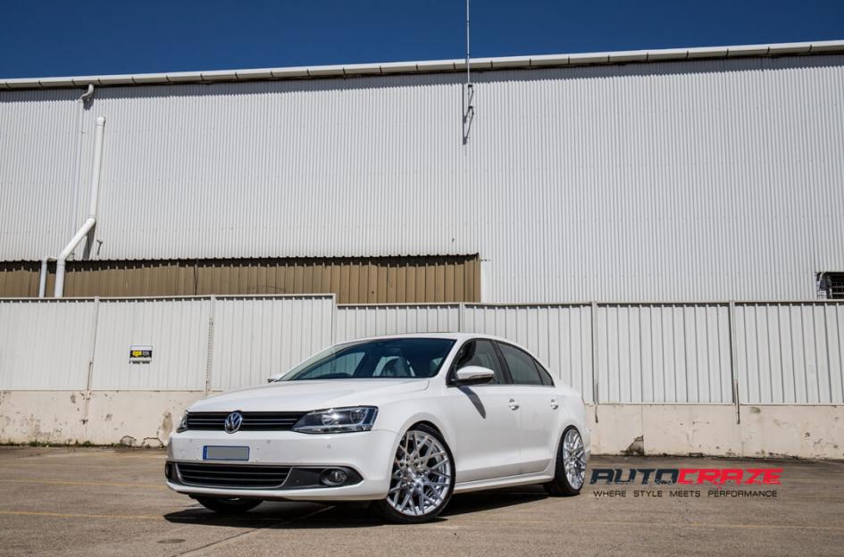 VOLKSWAGEN JETTA BLQ SILVER   MACHINED